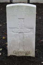 Gunner Fred Humphreys