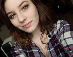 The trustworthy ones will have osme posts around the net, left by random normal guys,t hat used their services. Dating Thai Shemales Dating A Foreign Girl Reddit Martin Pakos