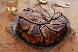 Il donne une idée de la nourriture méditérranéenne en général et le goût dans les pays du levant.طبق تقليدي من ا. Cuisine Syrienne Maryse Cocotte