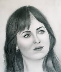 Sat 2nd August 2024, last night with a few friends popping in and out. It  was 2 in the morning, and I was getting tired so that's why they're all  small images.