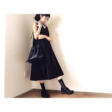 履きやすくて疲れない dansko ダンスコ クロッグサンダルのコーディネート集 folk ファッションアイデア ファッション ファッションのヒント