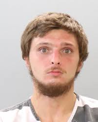 Report: Two arrested in Powell after overdosing with child in the car