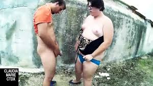 This fat couple like to cum on the walls of the parks - XNXX.COM