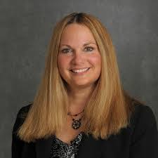 Amanda Fabian's Instagram, Twitter & Facebook