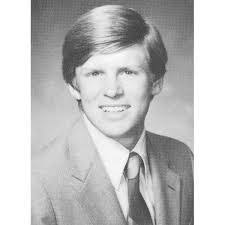 Steven Bay's Instagram, Twitter & Facebook