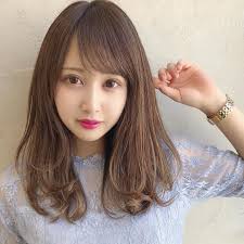 画像に含まれている可能性があるもの 1人 クローズアップ ミディアム パーマ ヘアカラー 似合わせカット
