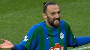 Show more posts from vedatmuriqi. Volkan Lunkaya Ø¯Ø± ØªÙˆÛŒÛŒØªØ± Sanki Ibrahimovici Aliyoruz Ne Bu Vedat Muriqi Israri Bu Kadar Istiyorsa Galatasarayi Emre Akbaba Gibi Dik Durur Fenerbahceye Gitmez Giderse De Gitsin Babos Napalim Forvetsiz De Oynuyor Bizim