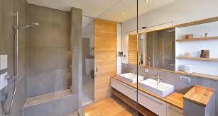 Badezimmer Und Waschtisch Umbauen Duschbad Und Holzboden Mobelhaus In Aschaffenburg Bei Frankfurt Badezimmer Sanieren Badezimmer Innenausstattung Badezimmer