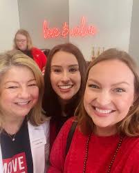 Kristin Dixon (@kristin_knows_closings) • Instagram photos and videos