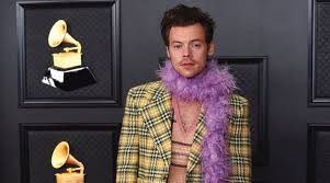 Harry styles' hot tattoos rock grammys 2021 with 'watermelon sugar'. Hlwx Jkm32d0km