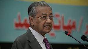 Perdagangan internasional ini bisa diartikan sebagai kegiatan jual beli barang atau jasa yang terjadi antarnegara sesuai dengan kesepakatan bersama. Pm Malaysia Tegaskan Komitmen Hubungan Dagang Dengan China