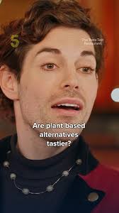 Charlotte E, Alicia and Charlotte T are in The Bachelor UK final tonight.  💖💖💖Which girl do you think Alex has the most chemistry with?