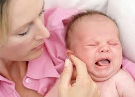 Simptom bagi keduanya ini hampir sama yang agak sukar untuk kita bezakan. Ikhtiar Hilangkan Batuk Dan Selsema Bayi Testimoni Bayi Demam