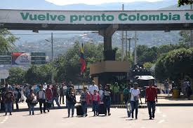 Conozca las noticias de frontera venezuela colombia en colombia y el mundo. Reabierta Frontera De Colombia Con Venezuela Tras Elecciones