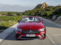 Mercedes Classe E Cabriolet 2021 Plutot Une Bonne Mise A Jour Mercedes Cabriolet Mercedes Benz Cabriolet