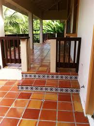 Tips mudah di dapur desainrumahid com sumber : Car Porch Tiles Design Shefalitayal