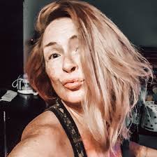 Hii everyone, I don't have any questions or things to share, but I would  like to thank you all. Your sharings, your pictures and amazing ideas  really make my day. You are