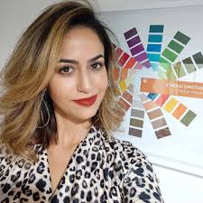 Jana Miranda's Instagram, Twitter & Facebook