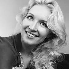 Lauren Haworth: Mastering Customer Retention. 4 must follow tips.