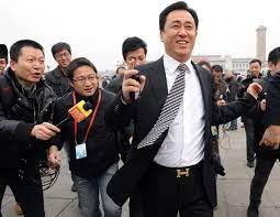 00:00 摘要 01:12 出手了!美國製裁中芯國際將重創中國半導體 01:48 訂單流失!大陸企業也出逃紡織業湧向東南亞 03:42 走資新途，大陸每年流到境外的. è®¸å®¶å°ä¸»å¸­ç‰›ä¸Šå¤©äº†è¿™æ˜¯è¦æŒ'æˆ˜ä¹ è¿'å¹³ é˜¿æ³¢ç½—æ–°é—»ç½'