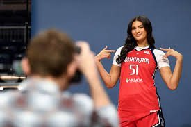 Hayfield Plays Way Back Into Contention - The Washington Post