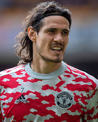 Édinson Cavani » Bilanz unter Referee Karim Abed