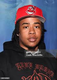 620 Photos & High Res Pictures