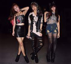 1980's women's clothing, 80's dresses,1980's dress, 80's prom dresses, 1980's prom dress, vintage 1980's womens clothes, 1980's clothes for women, women's 80's clothes, home > womens > 1980's. Rock Outfits Fashion Casual Winter Outfits Rock Outfits