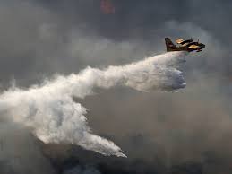Les incendies ont pris alors qu'une vague de chaleur s'abattait sur le pays, avec des températures grimpant jusqu'à 40 degrés celsius. I5xfeeos6qz Gm