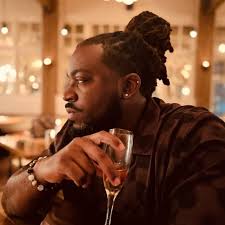 표지판에서 막대기를 옮겨서 빼기 문제로 만들어요. 막대기를 2 앞쪽으로 움직여라. 이제 방정식은 5-7=-2를 읽어야 한다