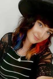 Tori Doyle's Instagram, Twitter & Facebook