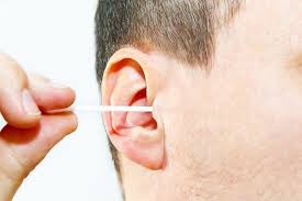 Mann Litt 5 Jahre An Einer Infektion Im Kopf War Ein Wattestabchen Der Ausloser Wattestabchen Ohrenschmalz