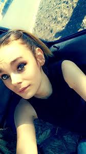 Who are my moms and stay at home moms in the room? Comment the city you're  in let's be friends!