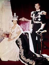 Queen Elizabeth Diamond Jubilee Photos Queen Elizabeth Royal Queen Queen Elizabeth Ii