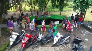 Lowongan jerja d daerah pilang / lowongan kerja smk wahidin cirebon sekolah swasta kerja teknik komputer / beli genteng karang pilang online ber… Aliran Pdam Di Karang Pilang Surabaya Mati Warga Berbondong Bondong Manfaatkan Air Sumur Panguripan Surya