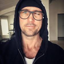 Roos Visual Studio AB