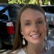 Danielle Tinney's Instagram, Twitter & Facebook