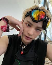 stacey cuevas (stacey_cuevas)