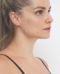 Hi everyone!! I'm new MUA would like to build my portfolio. I need more  pictures and different types of skins to practice and show my works, so I'm  looking for models who