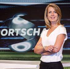 Jessy wellmer moderiert die ard sportschau. Jessy Wellmer Die Sportschau Ist Auch Fur Eure Schwulen Freunde Welt