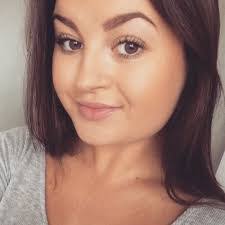 Janice Sievers's Instagram, Twitter & Facebook