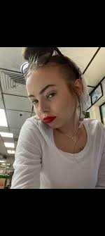 Sunshine Perdomo's Instagram, Twitter & Facebook