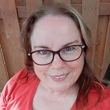 Corinne Ash's Instagram, Twitter & Facebook