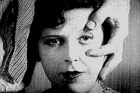 Horror Moth: Ha gli occhi di suo padre...