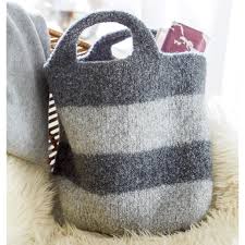 Die häkelanleitung für den rundteppich. Anleitung 217 0 Tasche Aus Wash Filz It Von Schachenmayr 2 Versch Farben