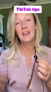 simplysocialwithsuz (@investi_.qc)