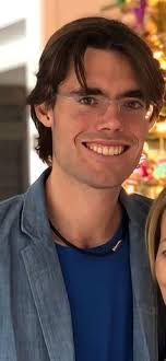 Es este el segundo marido de Jeri Ryan o su hijo? Próximo episodio de  Picard : r/voyager