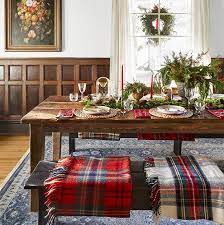 Christmas is a wonderful time to get together and share a meal with friends and family. 53 Best Christmas Table Settings Decorations And Centerpiece Ideas For Your Christmas Table