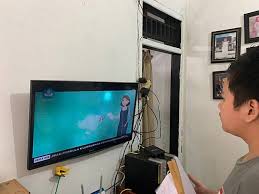 Metode pembelajaran inquiry, yaitu metode pembelajaran yang dapat mendorong para siswa untuk menyadari apa saja yang telah diperoleh selama belajar. 6 Jenis Media Pembelajaran Mudahkan Siswa Dan Pengajar Merdeka Com Line Today