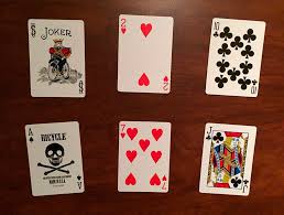 22 de agosto de 2018publicado en natificadoetiquetado como cosas que en mi casa siempre hubo naipes ingleses, no así cartas españolas, así que de chica que sé jugar de hecho, con mi mamá nunca anotamos puntos, jugamos porque nos gusta jugar y podemos. Mesa De Combate S03e01 Care Caca Una Mierda De Juego Cuarto Mundo